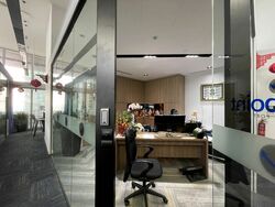 Eon Shenton (D2), Office #355456181